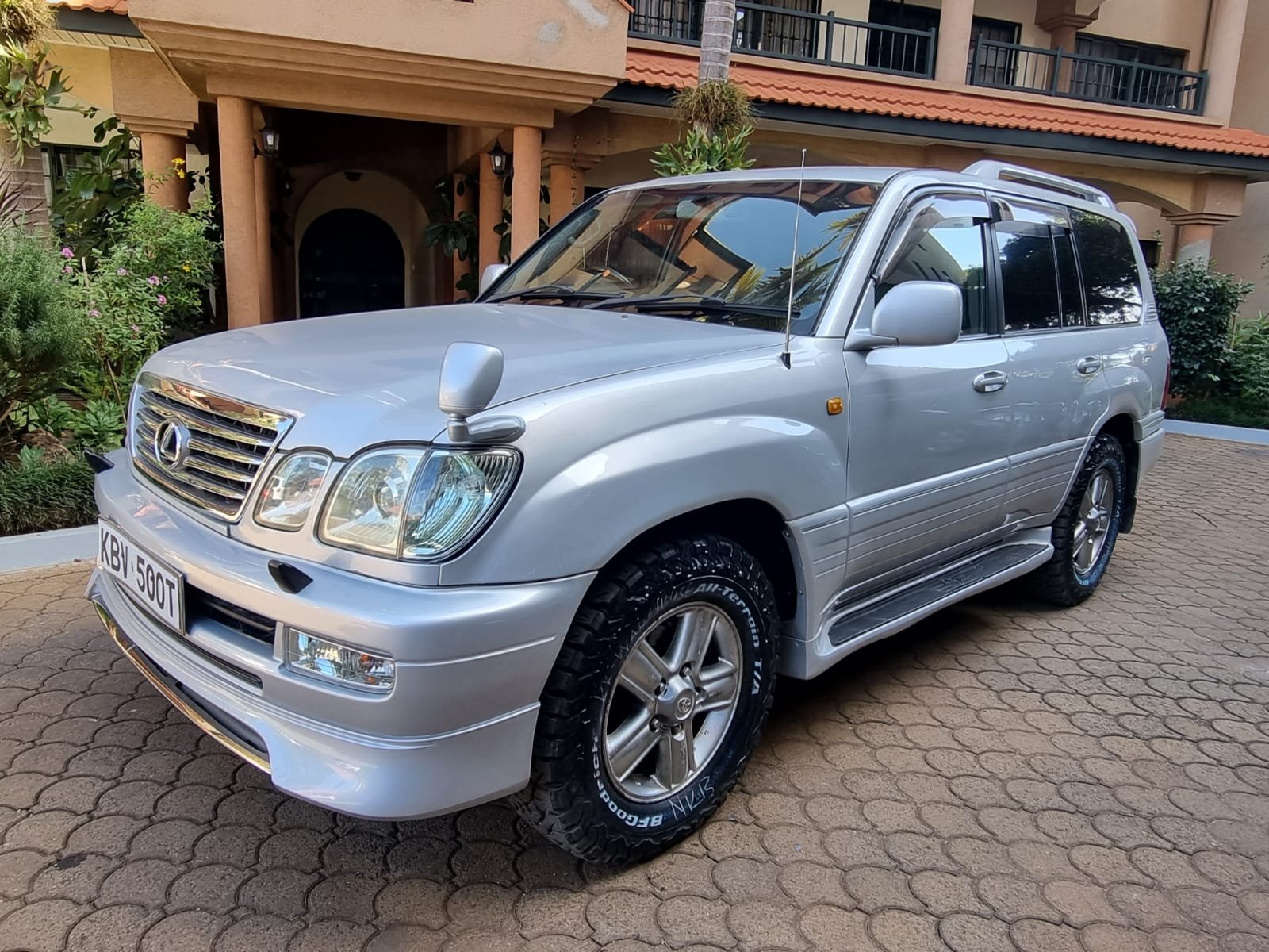 Toyota Land cruiser VX CYGNUS 2007 SUNROOF ASIAN OWNER 100 SERIES TRADE IN OK EXCLUSIVE