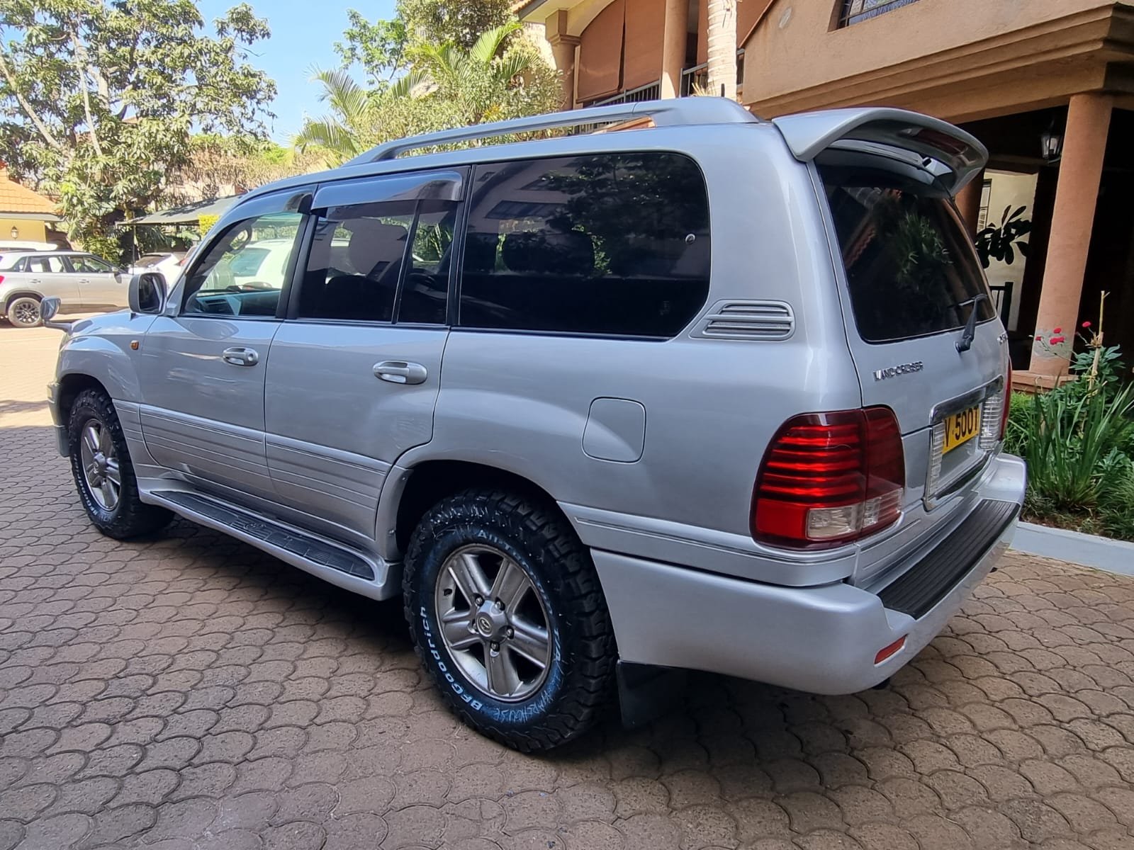 Toyota Land cruiser VX CYGNUS 2007 SUNROOF ASIAN OWNER 100 SERIES TRADE IN OK EXCLUSIVE