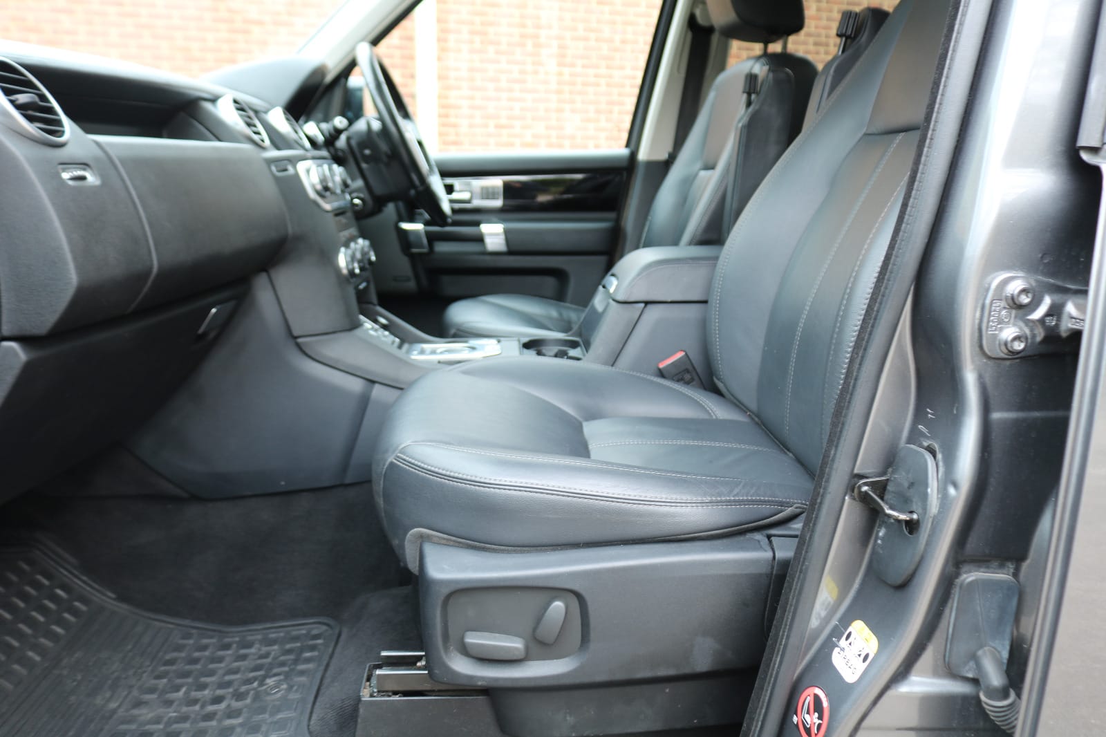 Land Rover Discovery 4 HSE TRIPLE SUNROOF Trade in Ok