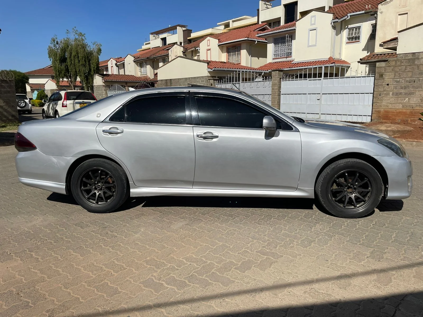 Toyota CROWN ATHLETE with SUNROOF You pay Deposit Trade in Ok Hot Deal