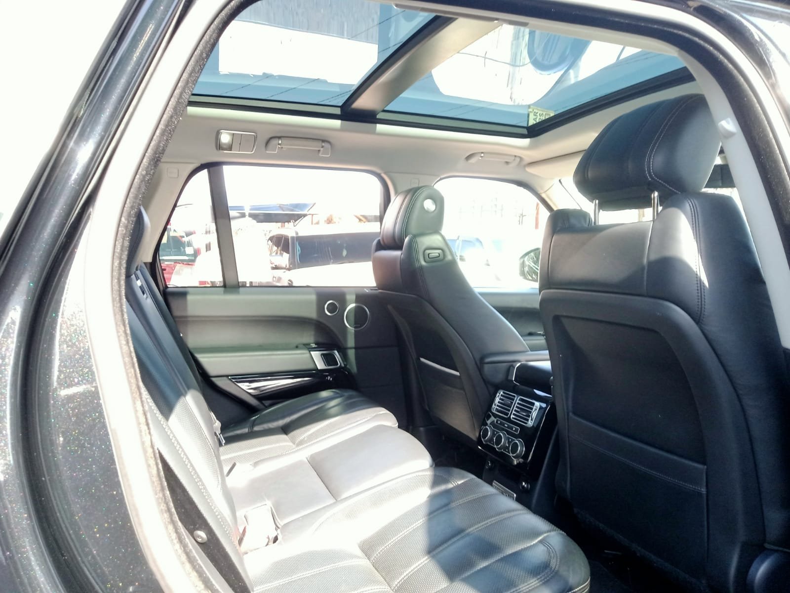 RANGE ROVER VOGUE Panoramic sunroof SDV6 2015 EXCLUSIVE