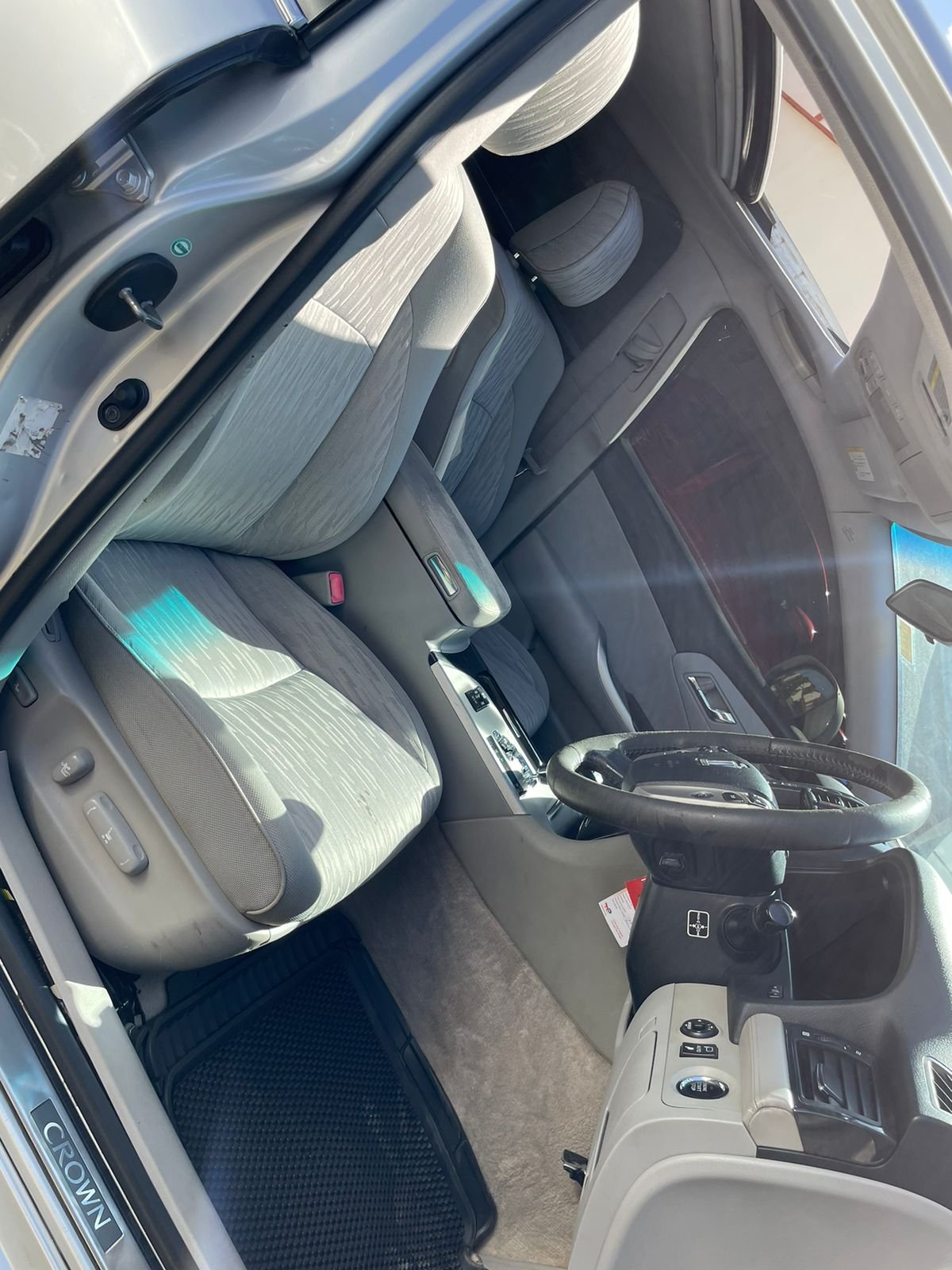 Toyota CROWN ATHLETE with SUNROOF You pay Deposit Trade in Ok Hot Deal