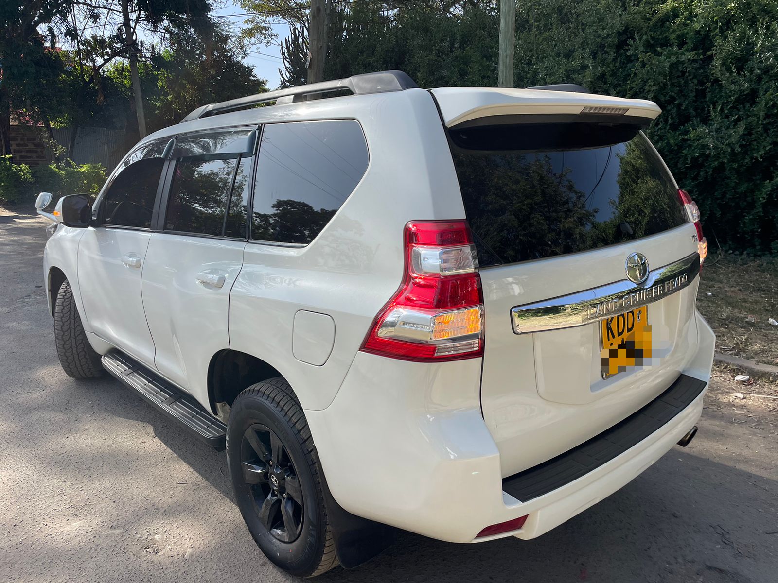 Toyota Prado J150 Leather SUNROOF You Pay 30% Deposit Trade in OK QUICK SALE