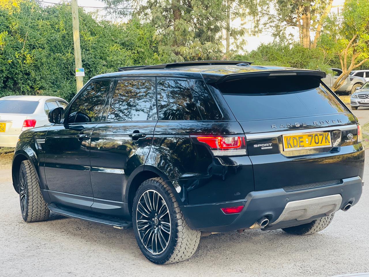 Range Rover Sport 2014 SDV6 HSE CLEANEST You pay 30% deposit Trade in OK Cheapest QUICK SALE