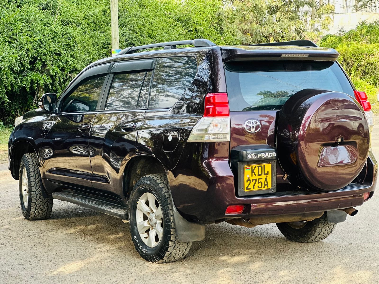 Toyota Prado KDL 3.7M ONLY DIESEL SUNROOF Cheapest! You Pay 30% Deposit Trade in OK with SUNROOF