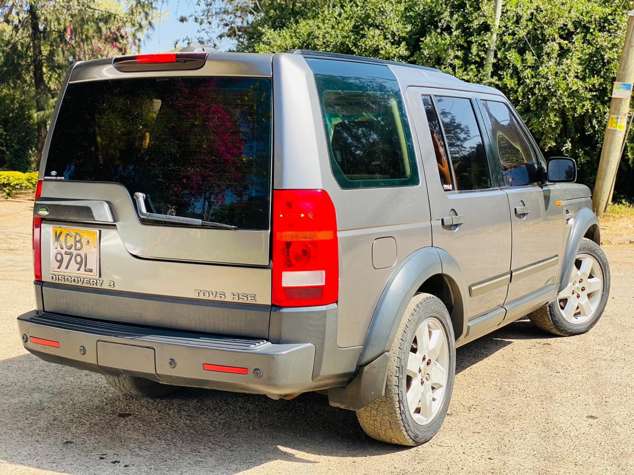Land Rover Discovery 3 QUICK SALE Triple SUNROOF You Pay 30% Deposit Trade in Ok For sale in kenya