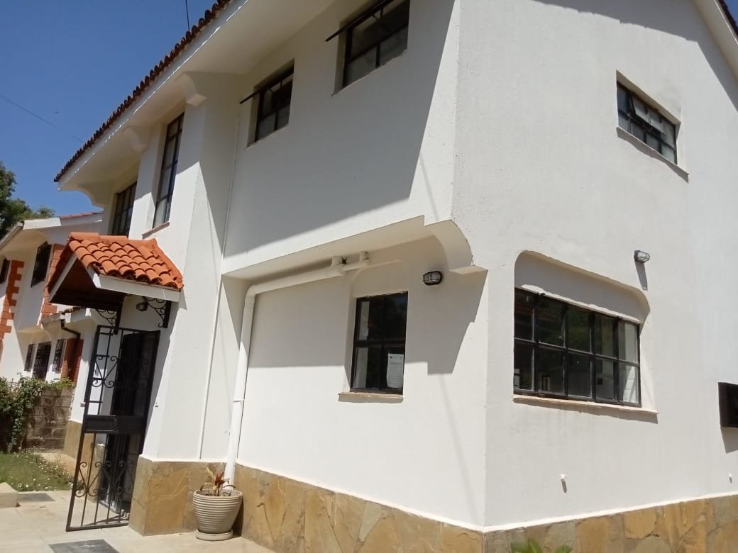 Magnificent 4 Bedrooms Mansionett Villas In Kilimani