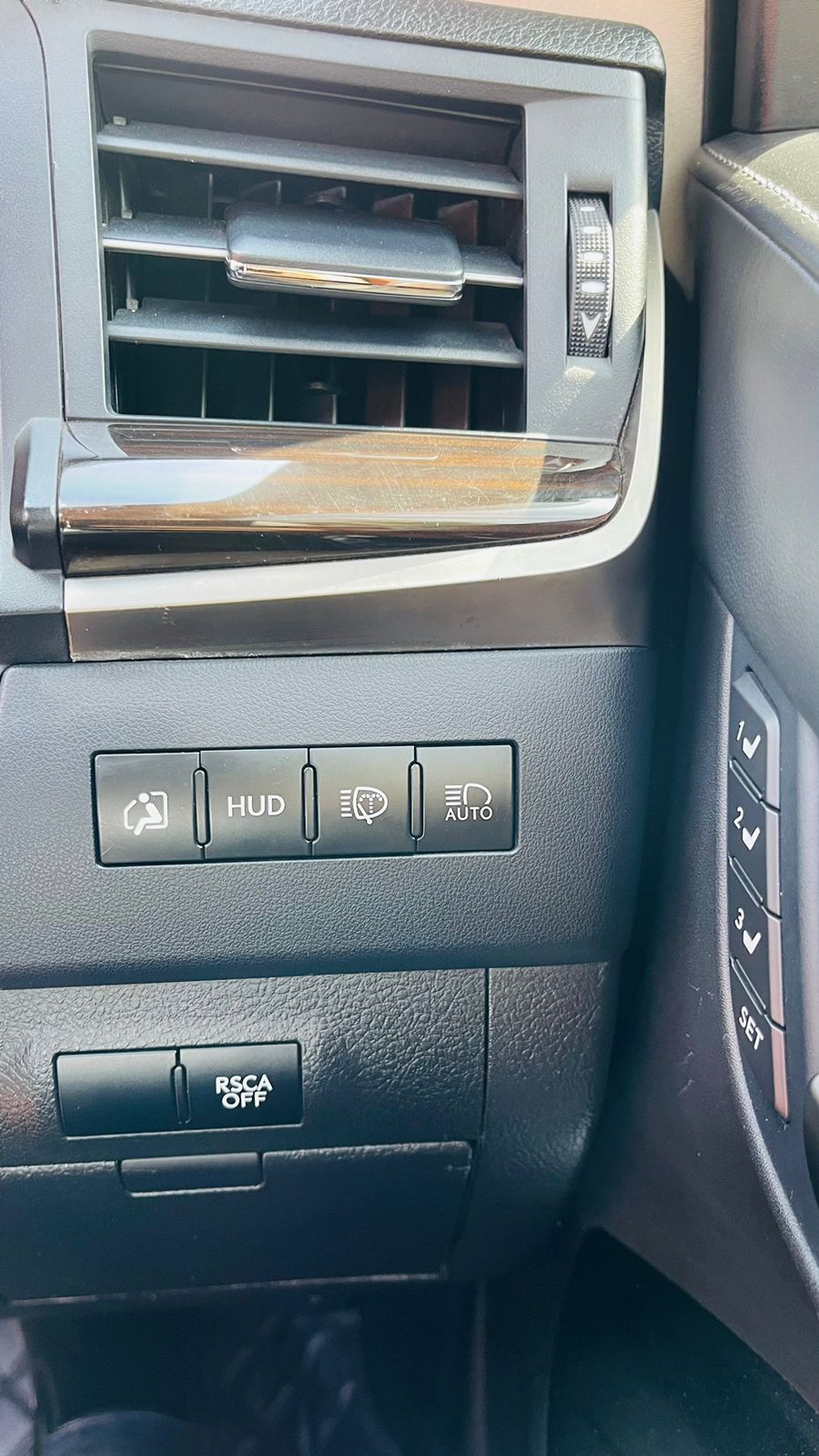 LEXUS LX 570 2016 Fully Loaded JUST ARRIVED EXCLUSIVE For SALE in Kenya