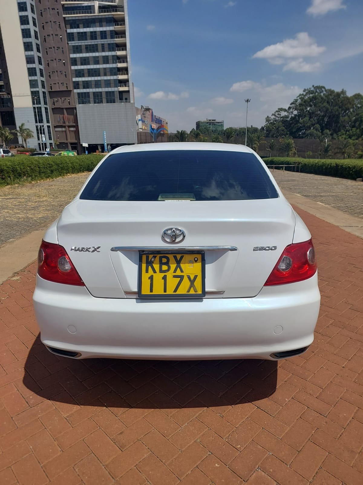 Toyota Mark X QUICK SALE You Pay 30% Deposit Trade in OK Wow