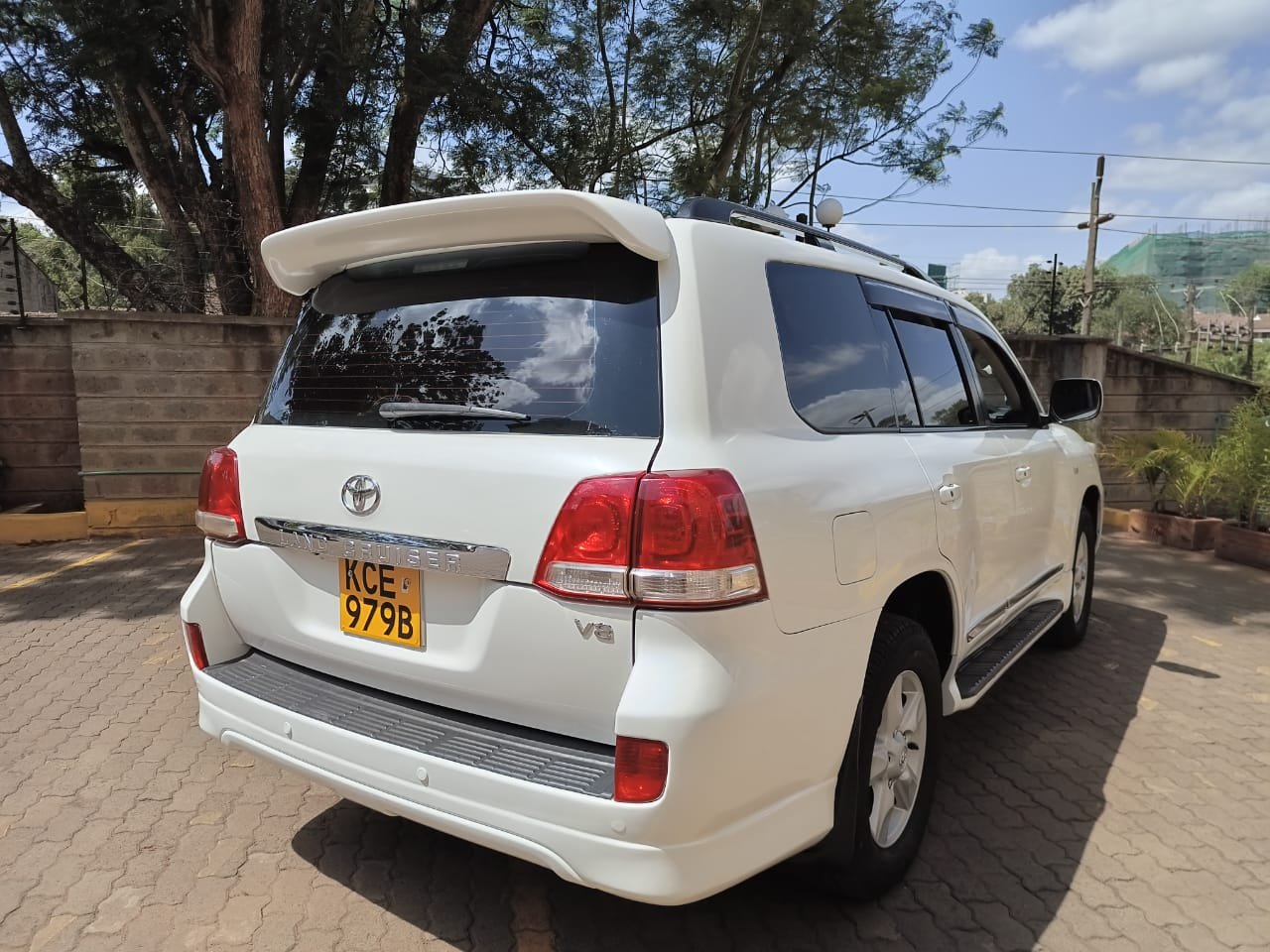 Toyota Landcruiser V8 200 SERIES You Pay 30% Deposit Trade in Ok