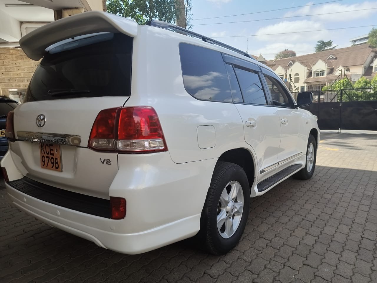 Toyota Landcruiser V8 200 SERIES You Pay 30% Deposit Trade in Ok