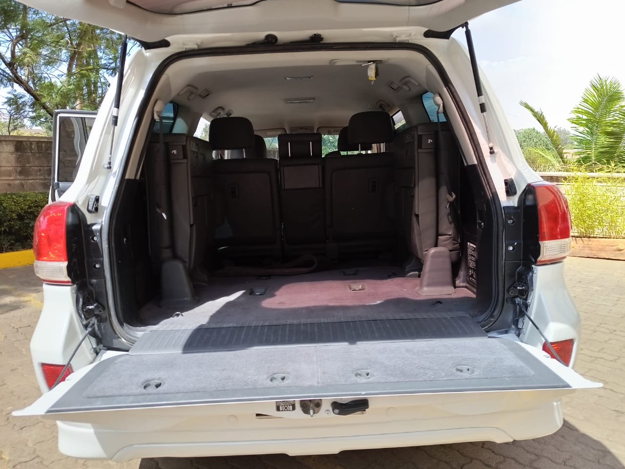 Toyota Landcruiser V8 200 SERIES You Pay 30% Deposit Trade in Ok