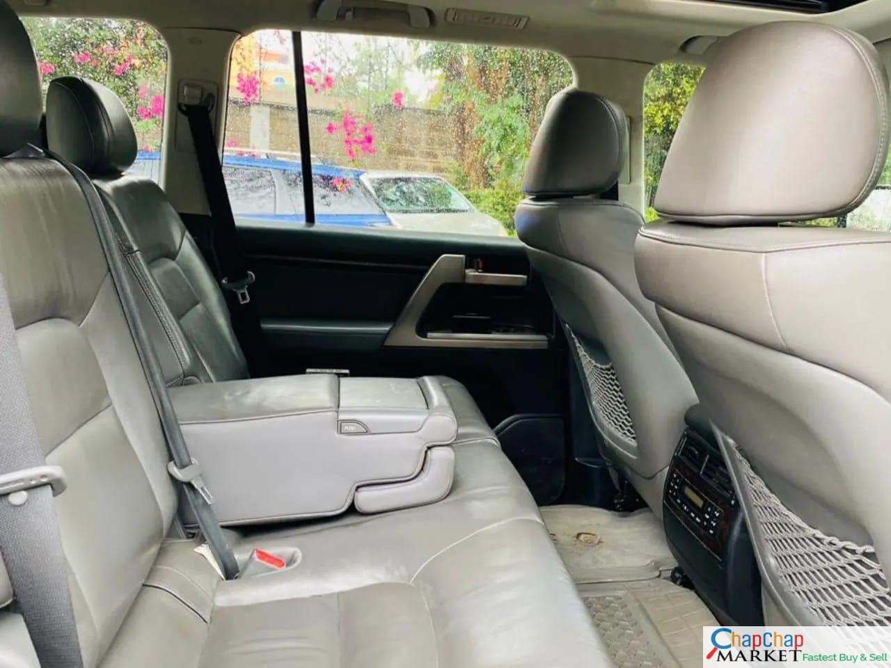 Toyota Land cruiser V8  DIESEL 2011 SUNROOF leather LOCAL ASSEMBLY TRADE IN OK EXCLUSIVE for Sale in Kenya
