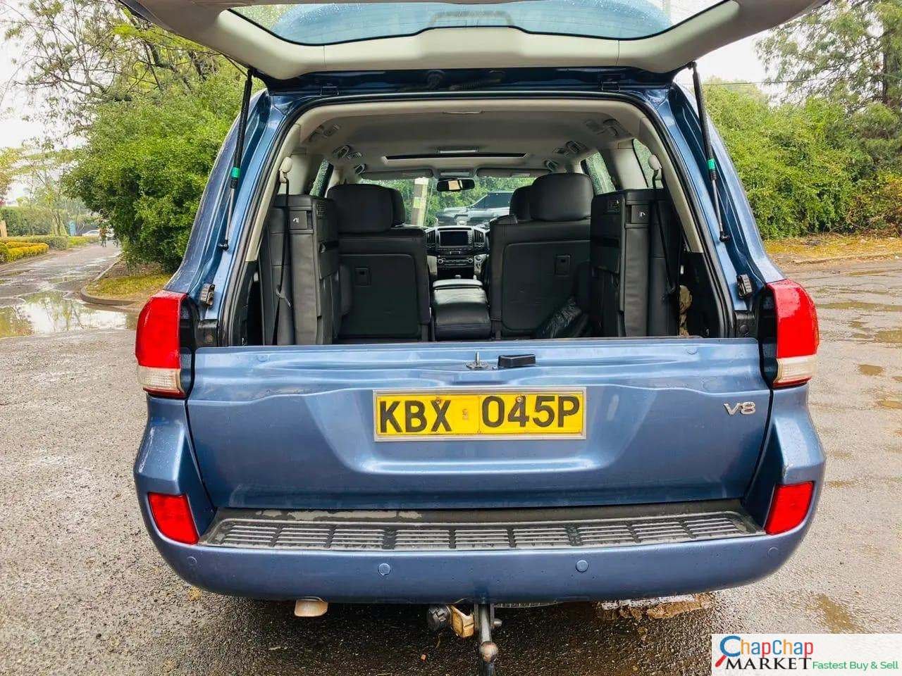 Toyota Land cruiser V8  DIESEL 2011 SUNROOF leather LOCAL ASSEMBLY TRADE IN OK EXCLUSIVE for Sale in Kenya