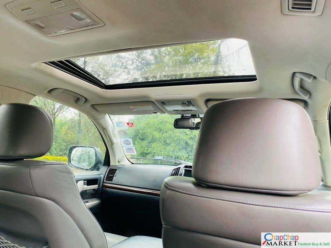 Toyota Land cruiser V8  DIESEL 2011 SUNROOF leather LOCAL ASSEMBLY TRADE IN OK EXCLUSIVE for Sale in Kenya