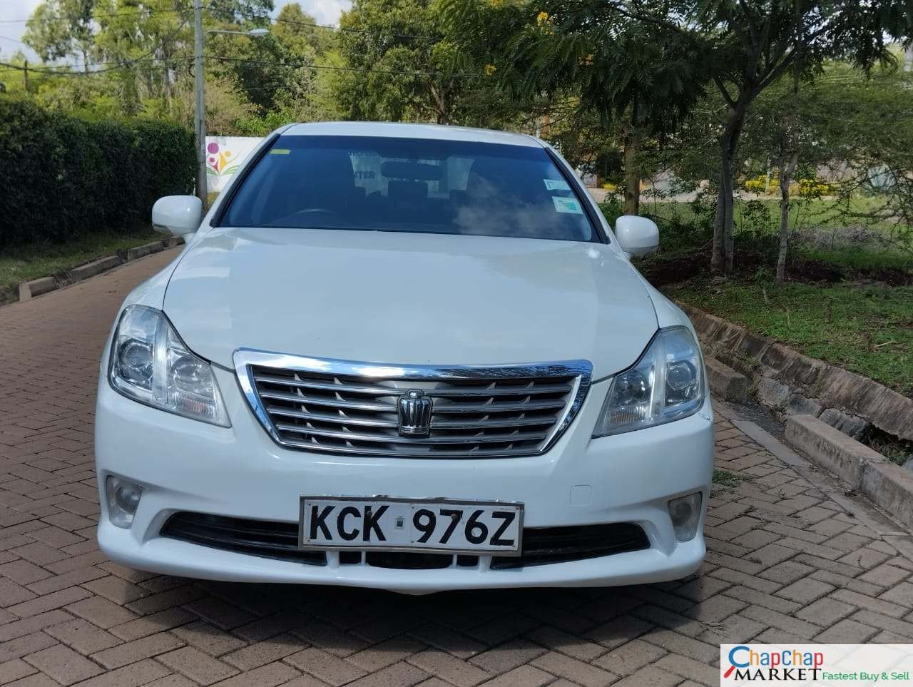 Toyota CROWN QUICK SALE You pay 30% Deposit Trade in Ok EXCLUSIVE