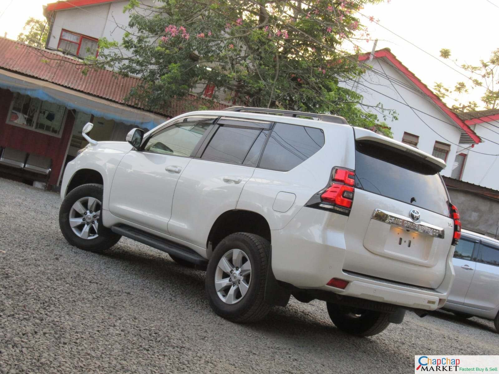 Toyota PRADO 2018 DIESEL Sunroof Quick SALE TRADE IN OK EXCLUSIVE!