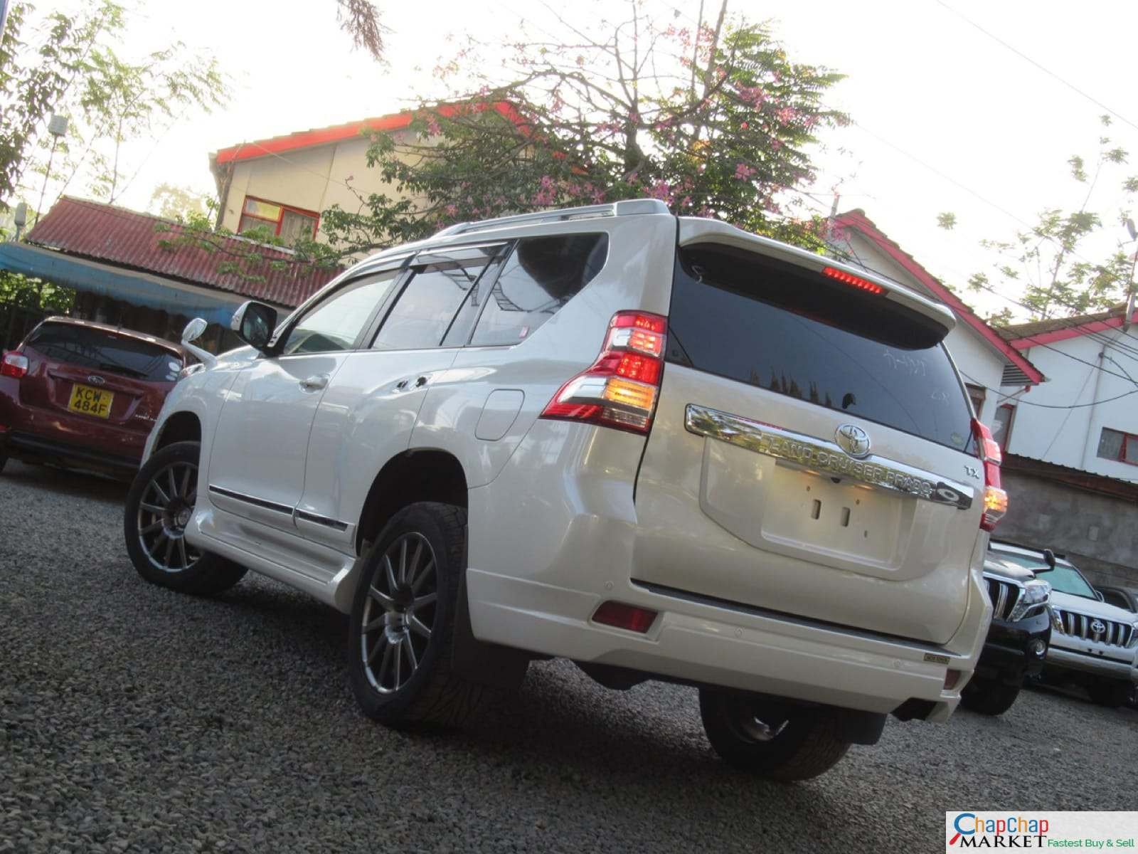 Toyota PRADO 2016 DIESEL Sunroof 32K km Quick SALE TRADE IN OK EXCLUSIVE!