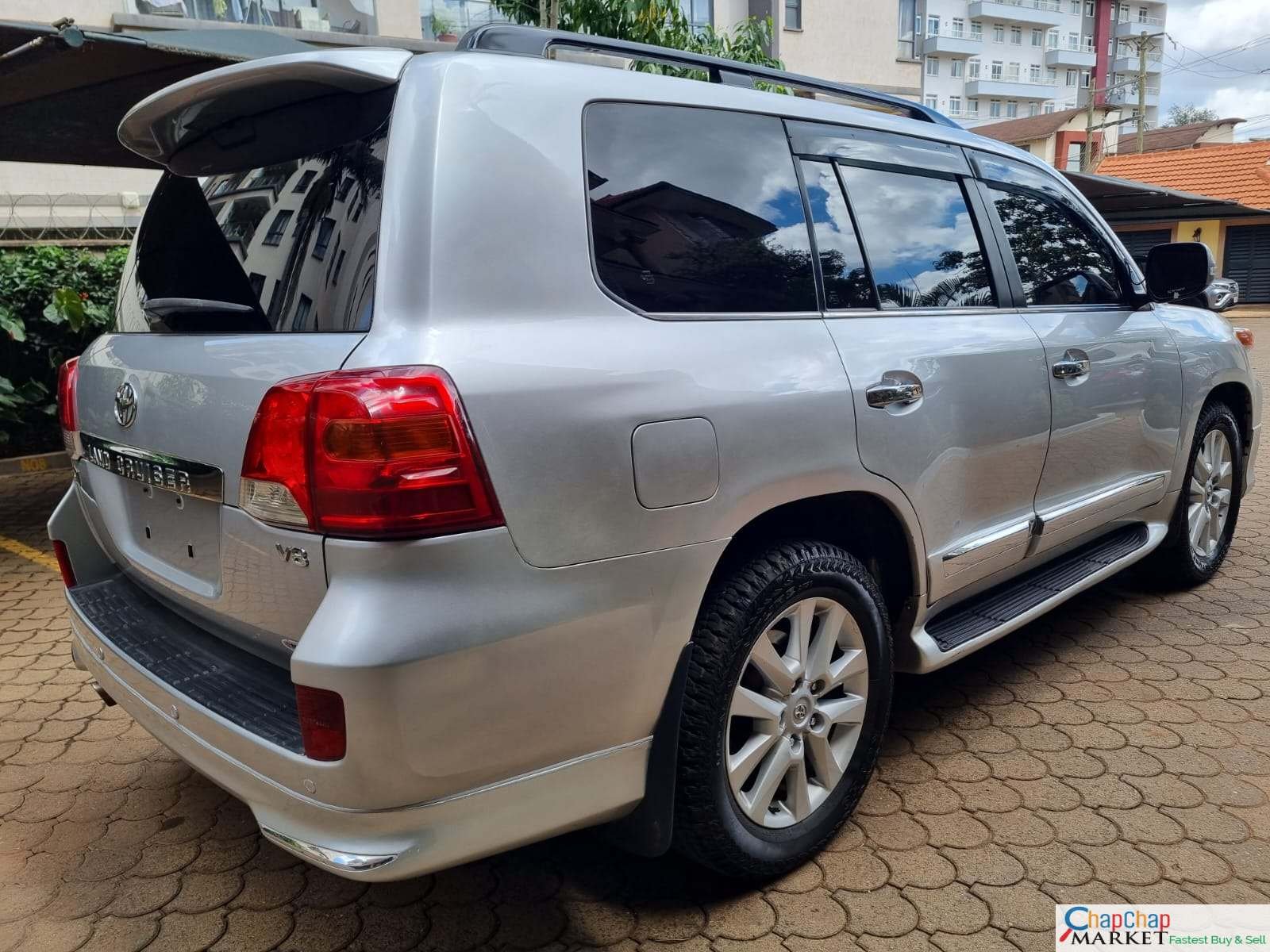 Toyota Landcruiser ZX V8 200 SERIES SUNROOF QUICK SALE Triple number You Pay 40% Deposit Trade in Ok