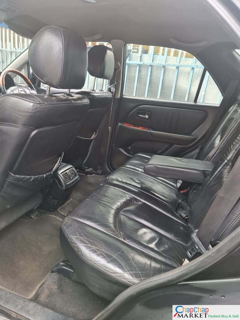 LEXUS RX 300 Asian Owner 500k ONLY You Pay 30% Deposit Trade in OK EXCLUSIVE For Sale in Kenya