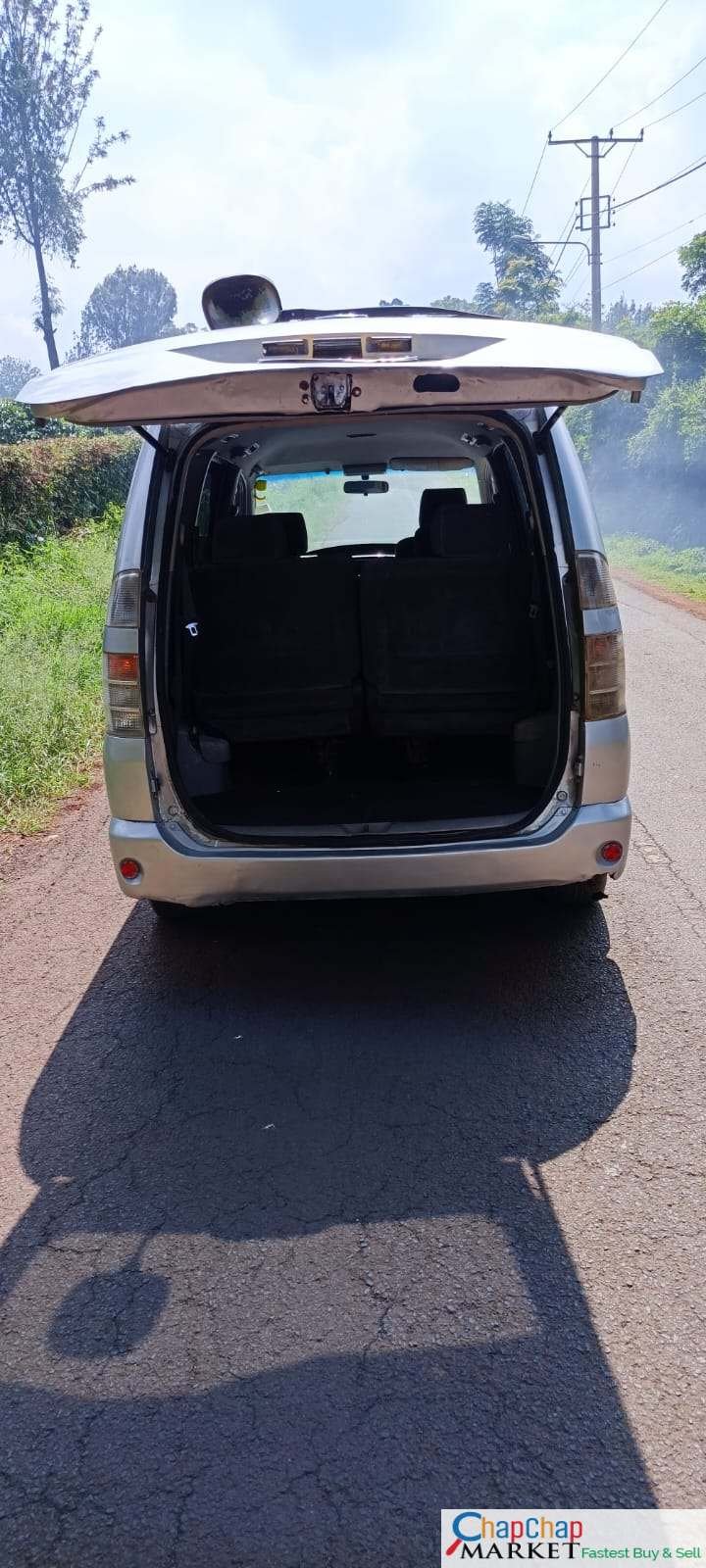 Toyota Voxy 430K Only You Pay 30% Deposit Trade in OK EXCLUSIVE