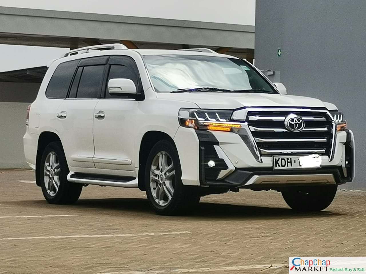 Toyota Land cruiser V8 VX SUNROOF CHEAPEST leather You Pay 30% DEPOSIT TRADE IN OK EXCLUSIVE