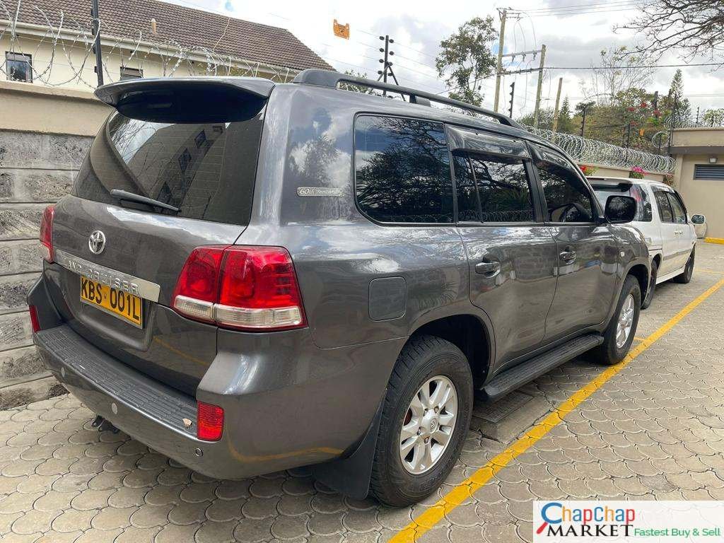 Toyota Land cruiser V8 DIESEL local assembly SUNROOF leather LOCAL ASSEMBLY TRADE IN OK EXCLUSIVE for Sale in Kenya