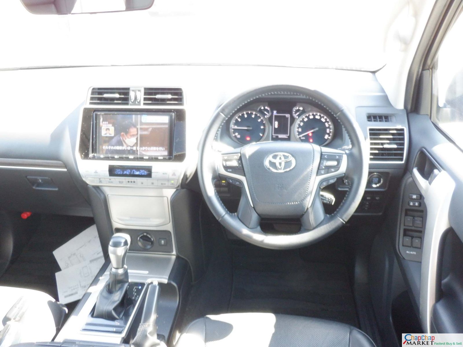 Toyota PRADO 2018 for sale in Kenya Sunroof Quickest SALE TRADE IN OK EXCLUSIVE!