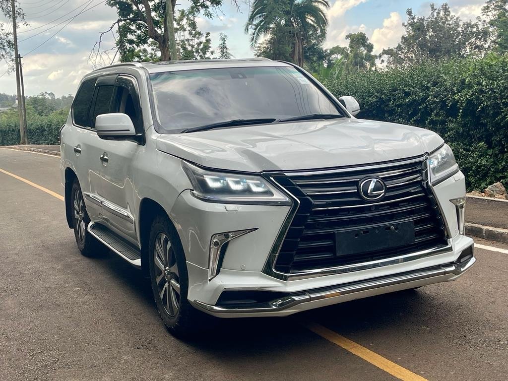 LEXUS LX 570 For sale in Kenya 5.5M Only Fully Loaded EXCLUSIVE