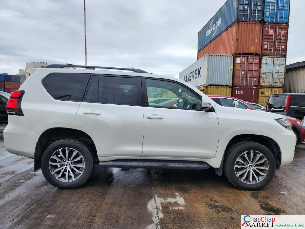 Toyota PRADO 2018 for sale in Kenya Sunroof Quick SALE TRADE IN OK EXCLUSIVE!