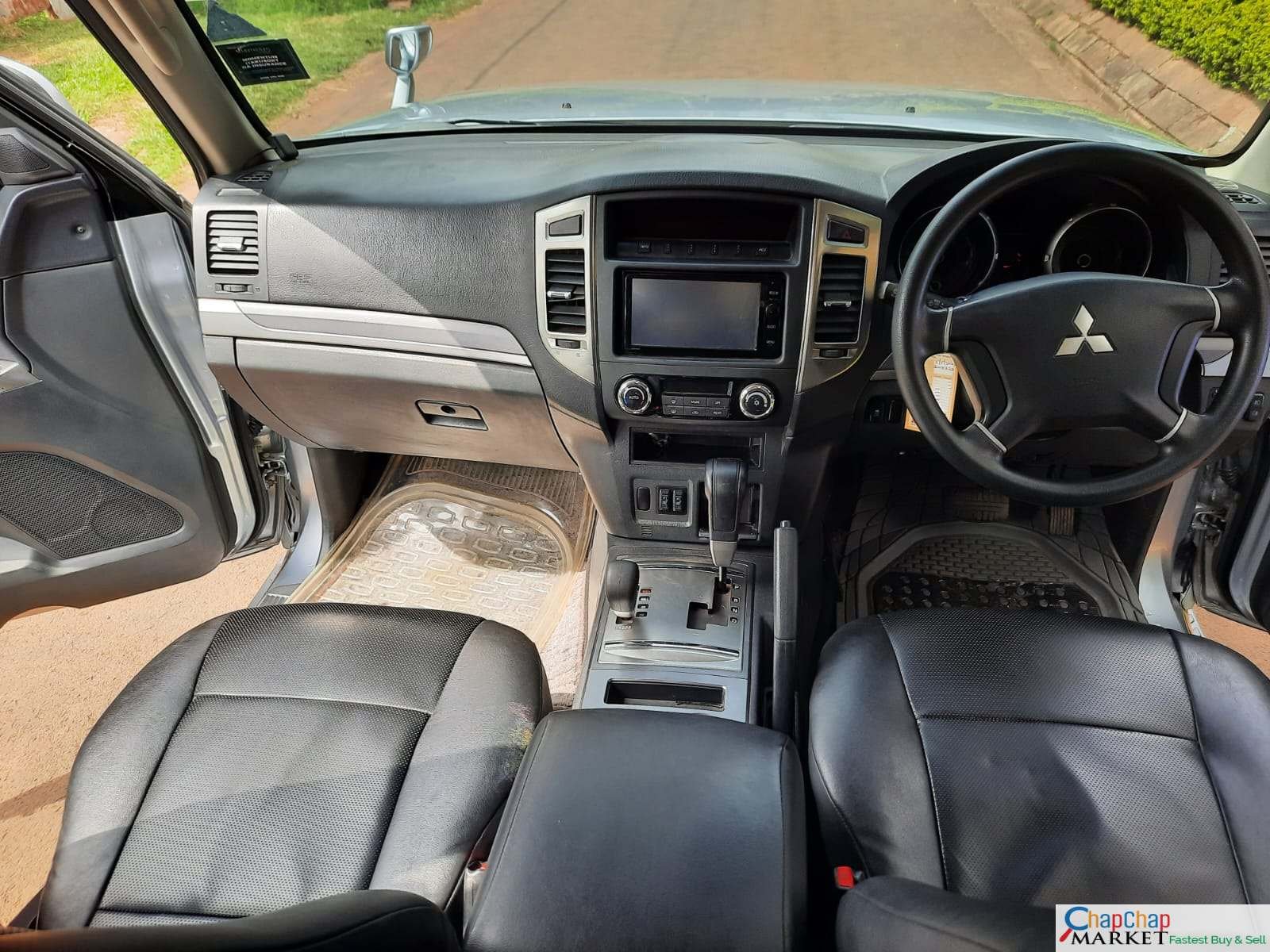 Mitsubishi Pajero For sale in Kenya fully loaded You Pay 30% Deposit Trade in Ok EXCLUSIVE