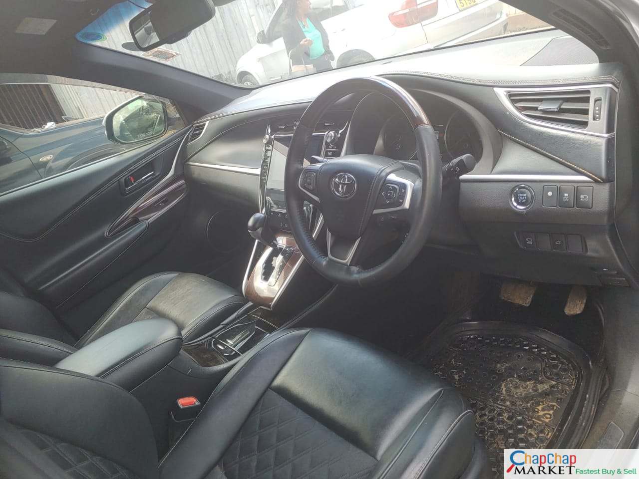 Toyota Harrier for Sale in Kenya New shape You Pay 30% Deposit Trade in OK EXCLUSIVE 🔥