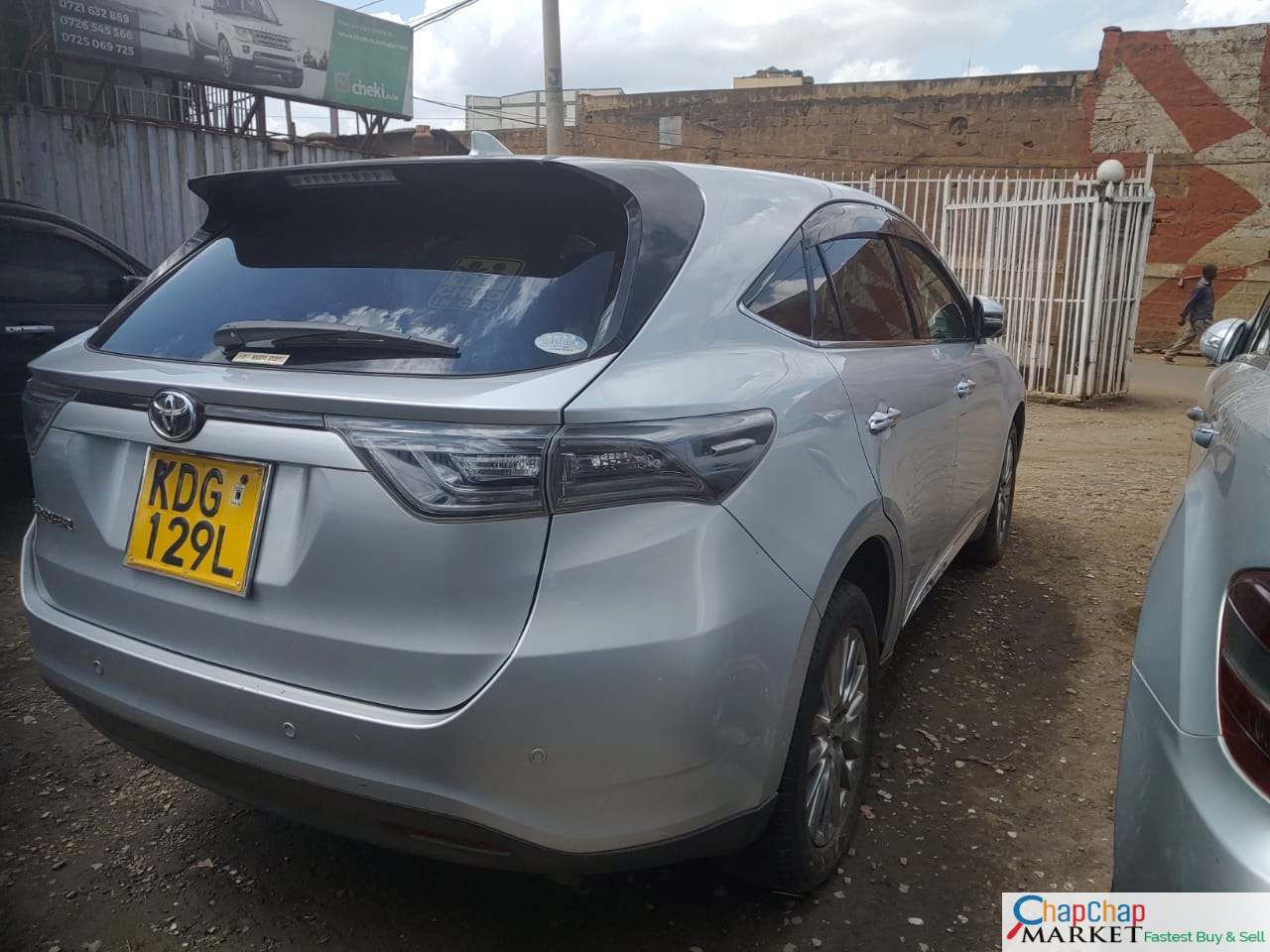 Toyota Harrier for Sale in Kenya New shape You Pay 30% Deposit Trade in OK EXCLUSIVE 🔥