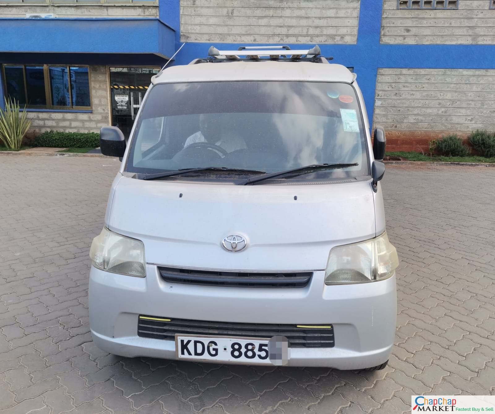 Toyota Town Ace townace for sale in Kenya You pay 30% Deposit Trade in Ok EXCLUSIVE