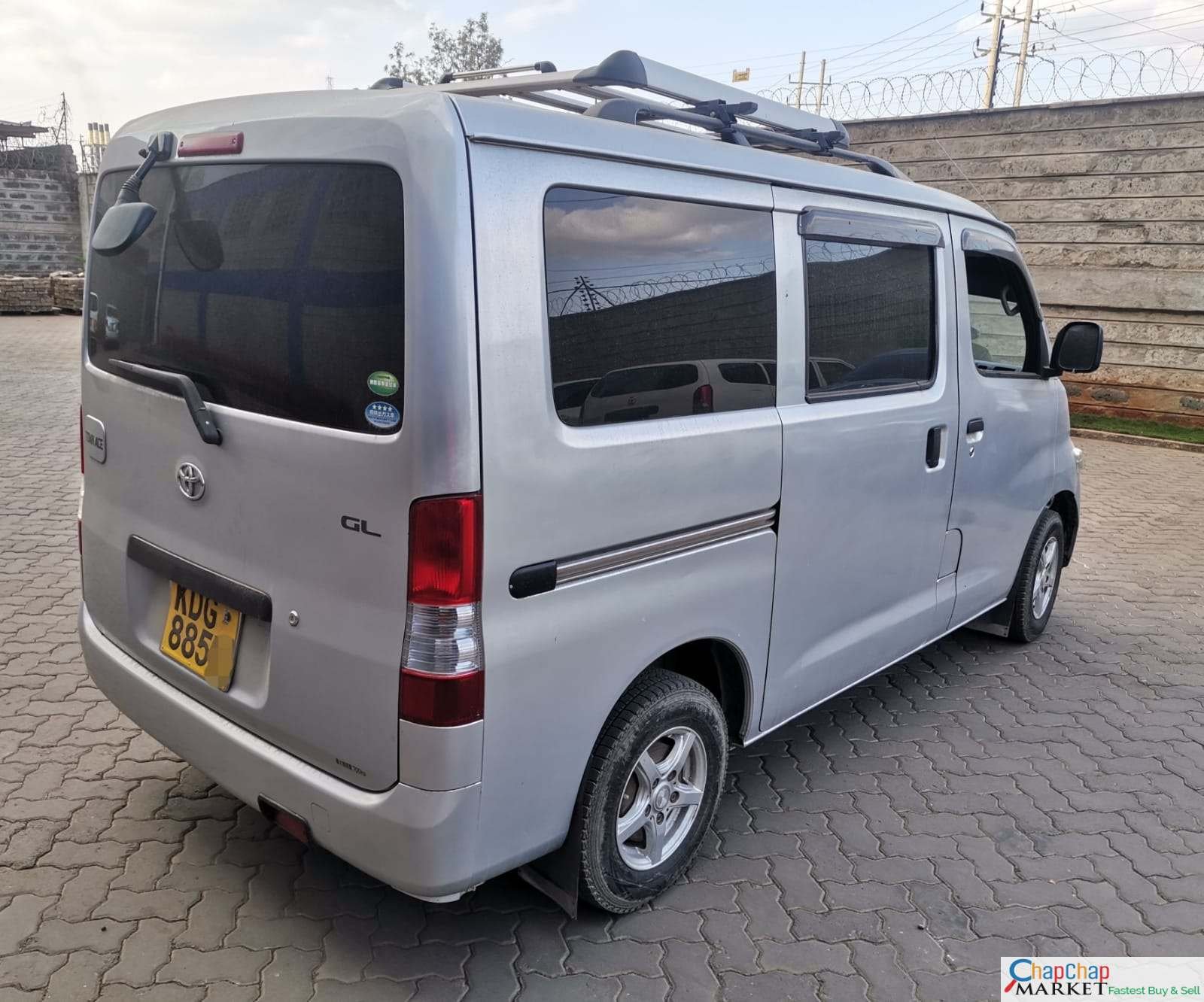 Toyota Town Ace townace for sale in Kenya You pay 30% Deposit Trade in Ok EXCLUSIVE