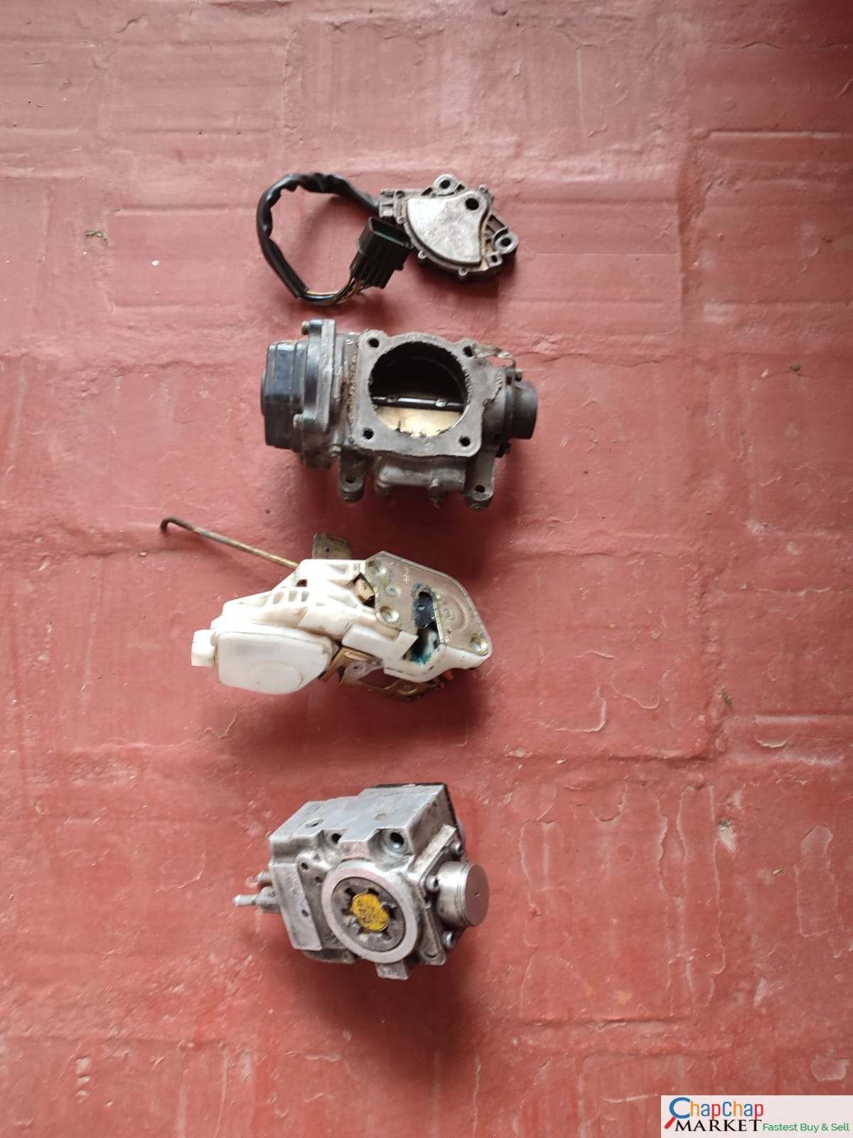 Toyota Ist alternator