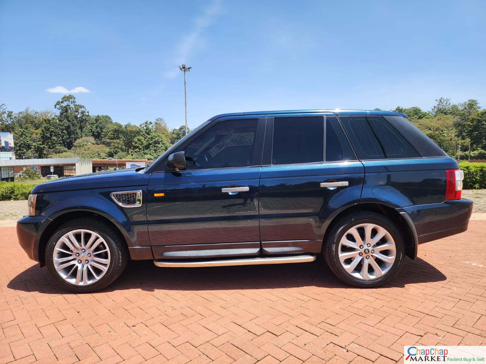 Range Rover Sport HSE QUICK SALE You pay 40% deposit Trade in OK EXCLUSIVE range Rover sport for sale in kenya hire purchase installments