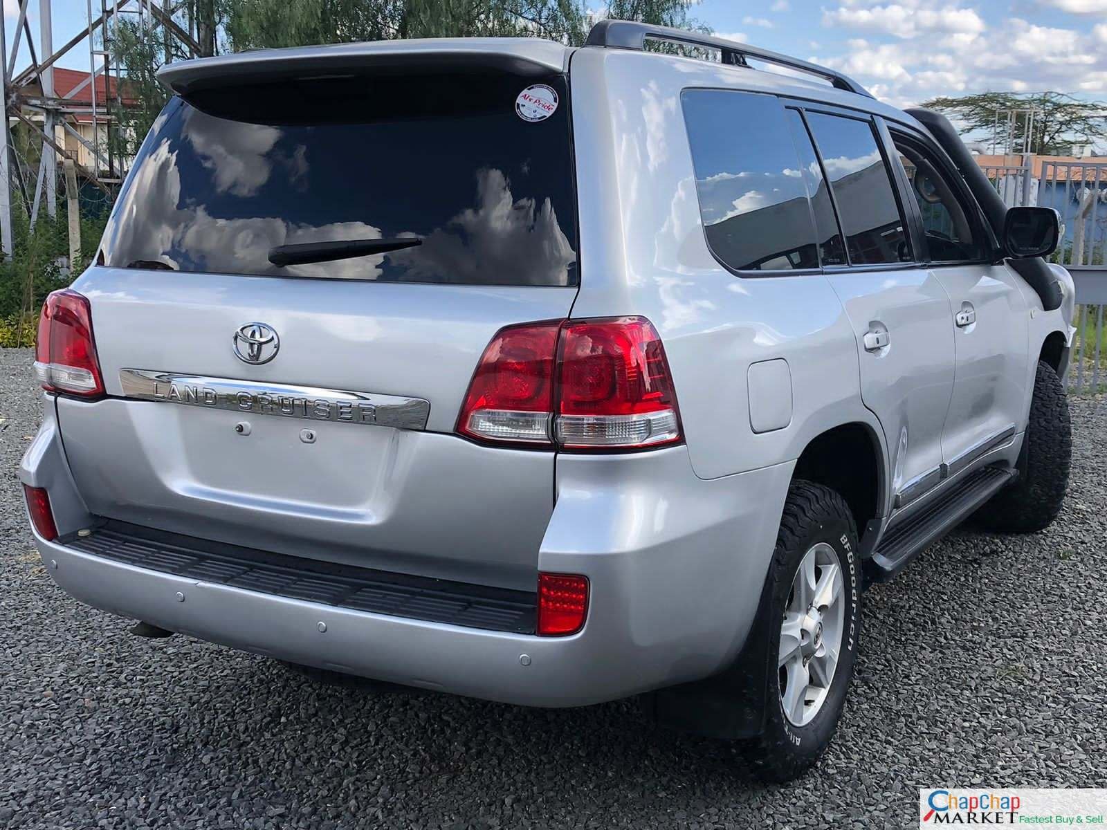 Toyota Land cruiser V8  asian owner HIRE PURCHASE TRADE IN OK EXCLUSIVE V8 for Sale in Kenya