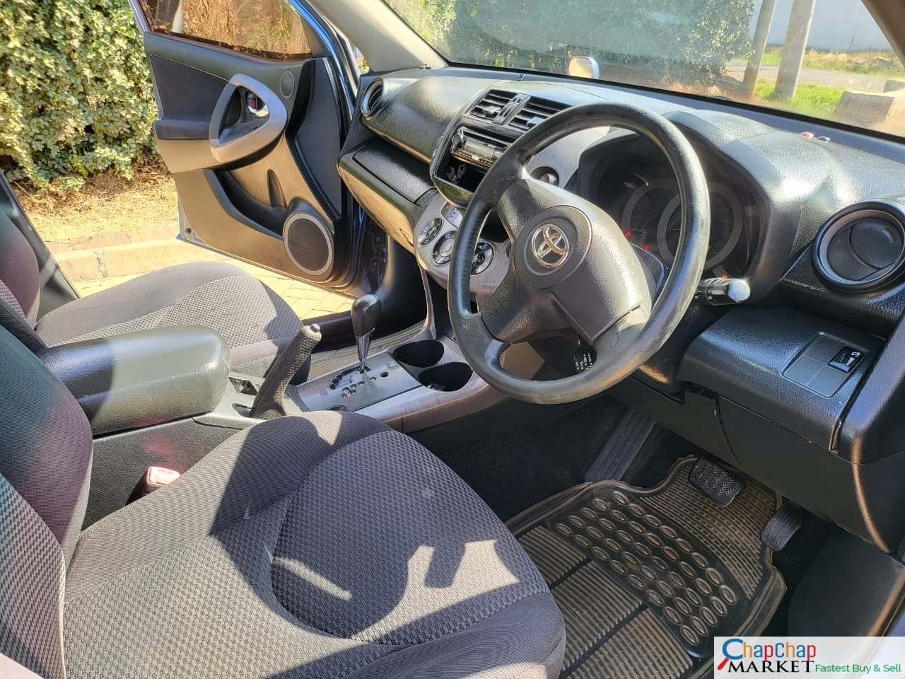 Toyota RAV4 kenya CHEAPEST You Pay 30% Deposit Trade in OK Toyota RAV4 for sale in kenya hire purchase installments EXCLUSIVE