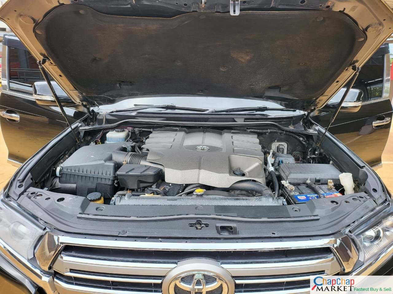 Toyota Land Cruiser V8 ZX 200 SERIES QUICK SALE You Pay 30% Deposit Trade in Ok zx v8 for sale in kenya hire purchase installments