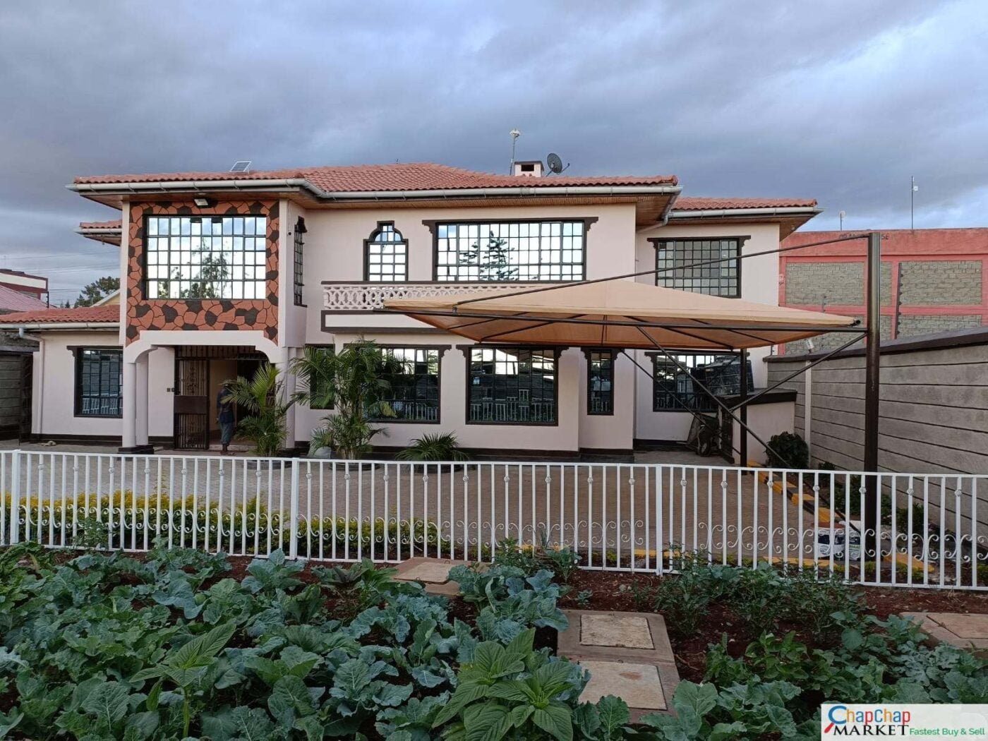 7 bedroom all ensuite Mansion for sale in Acacia kitengela with SQ gym CCTV Garden etc House 7 bedrooms exclusive