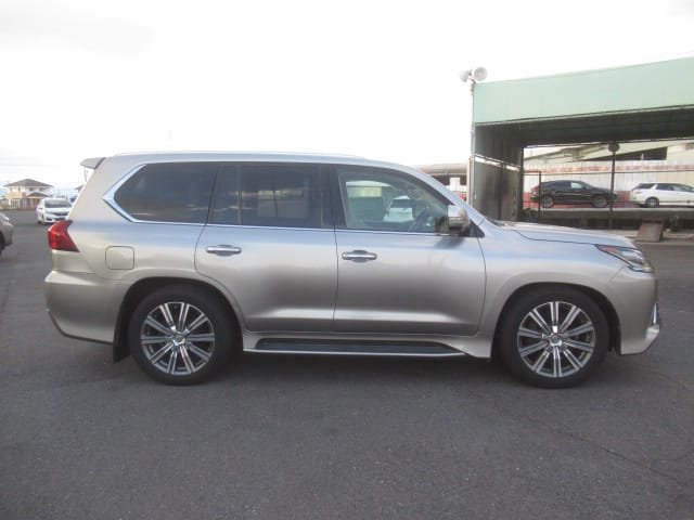 LEXUS LX 570 Kenya CHEAPEST 🔥 Lexus lx 570 for sale in kenya HIRE PURCHASE installments OK EXCLUSIVE For SALE in Kenya