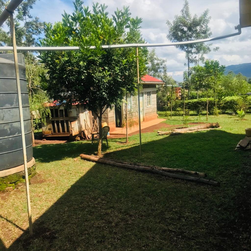 QUICK SALE 1 One Acre With a 3 Bedroom House Ready Clean Title Deed for sale in thika makongeni near MKU Graduation grounds