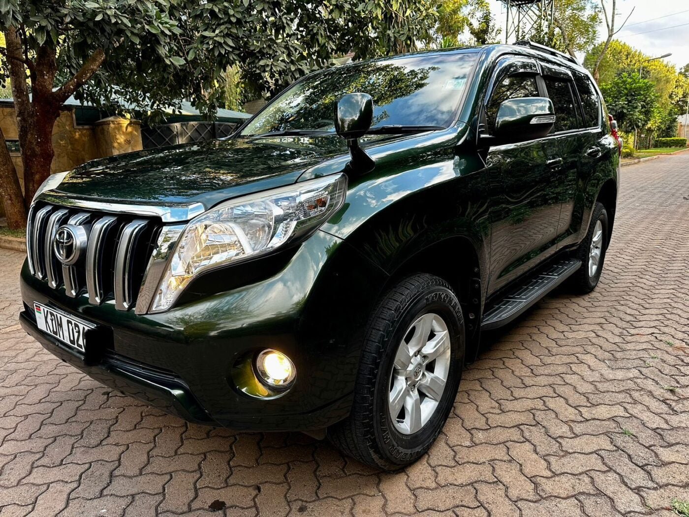 Toyota PRADO for sale in Kenya Sunroof Quick SALE TRADE IN OK EXCLUSIVE! Hire purchase installments