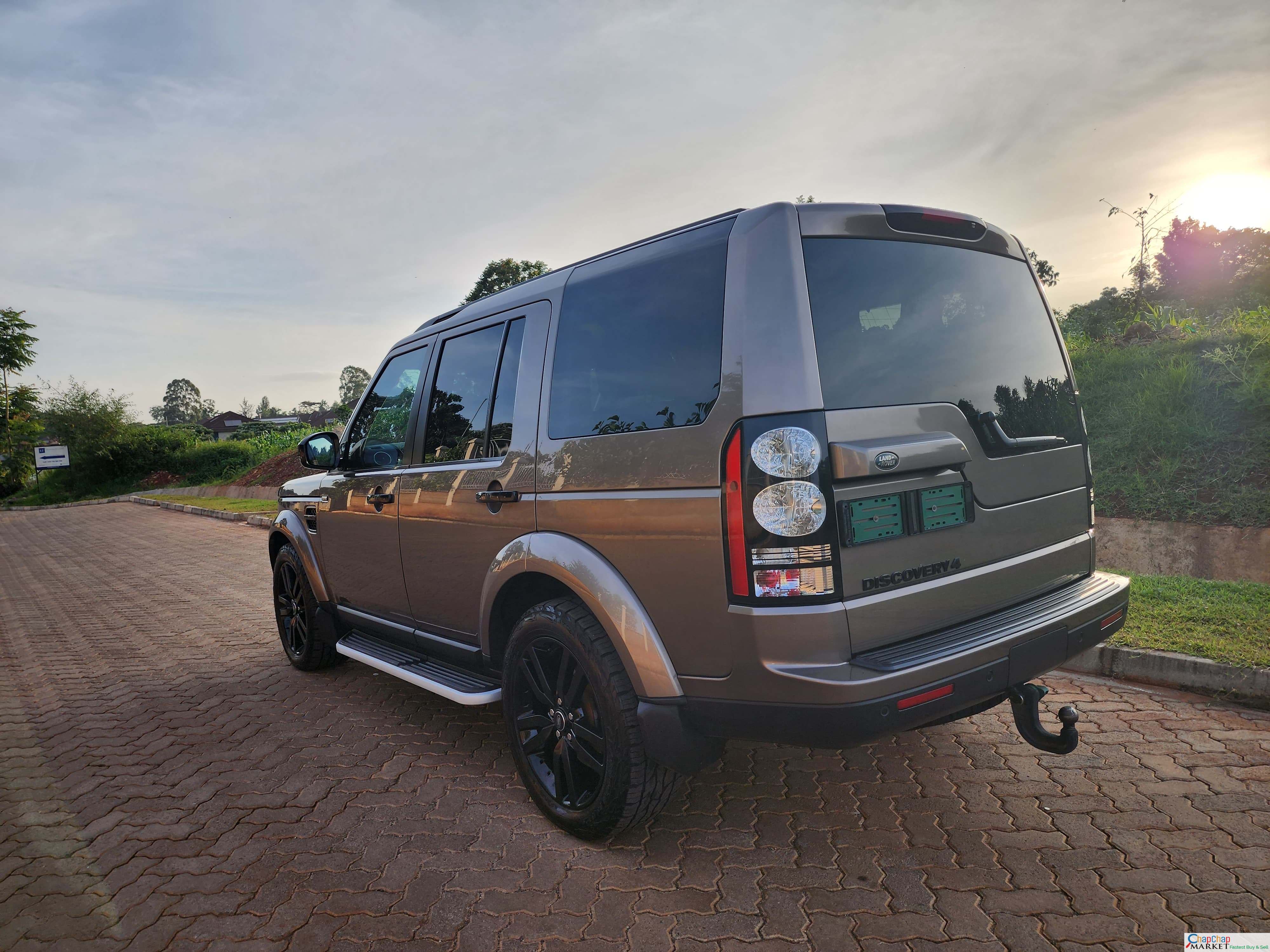 Land Rover Discovery 4 HSE Just arrived QUICK SALE You Pay 30% Deposit Trade in Ok For sale in kenya