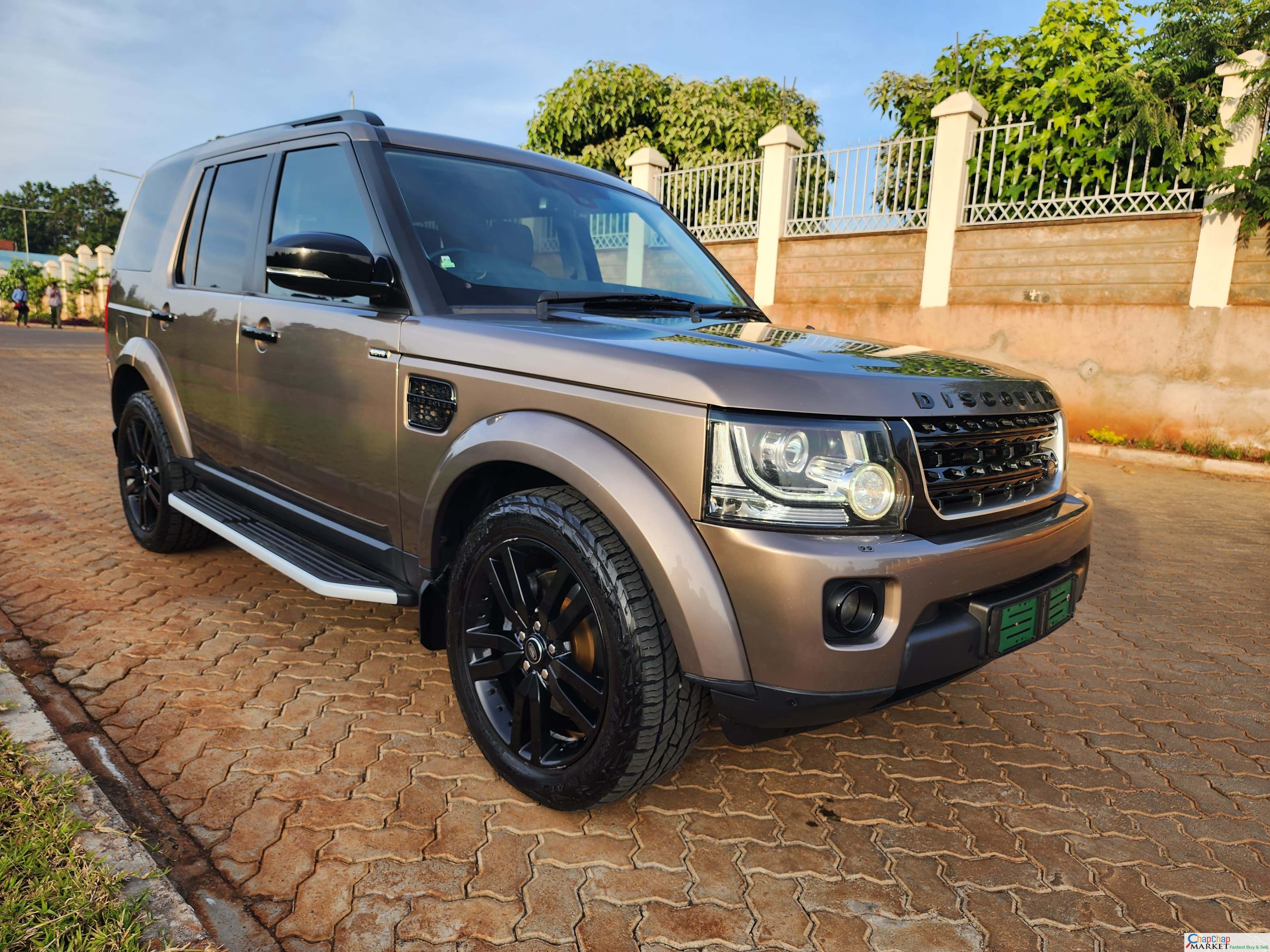 Land Rover Discovery 4 HSE Just arrived QUICK SALE You Pay 30% Deposit Trade in Ok For sale in kenya