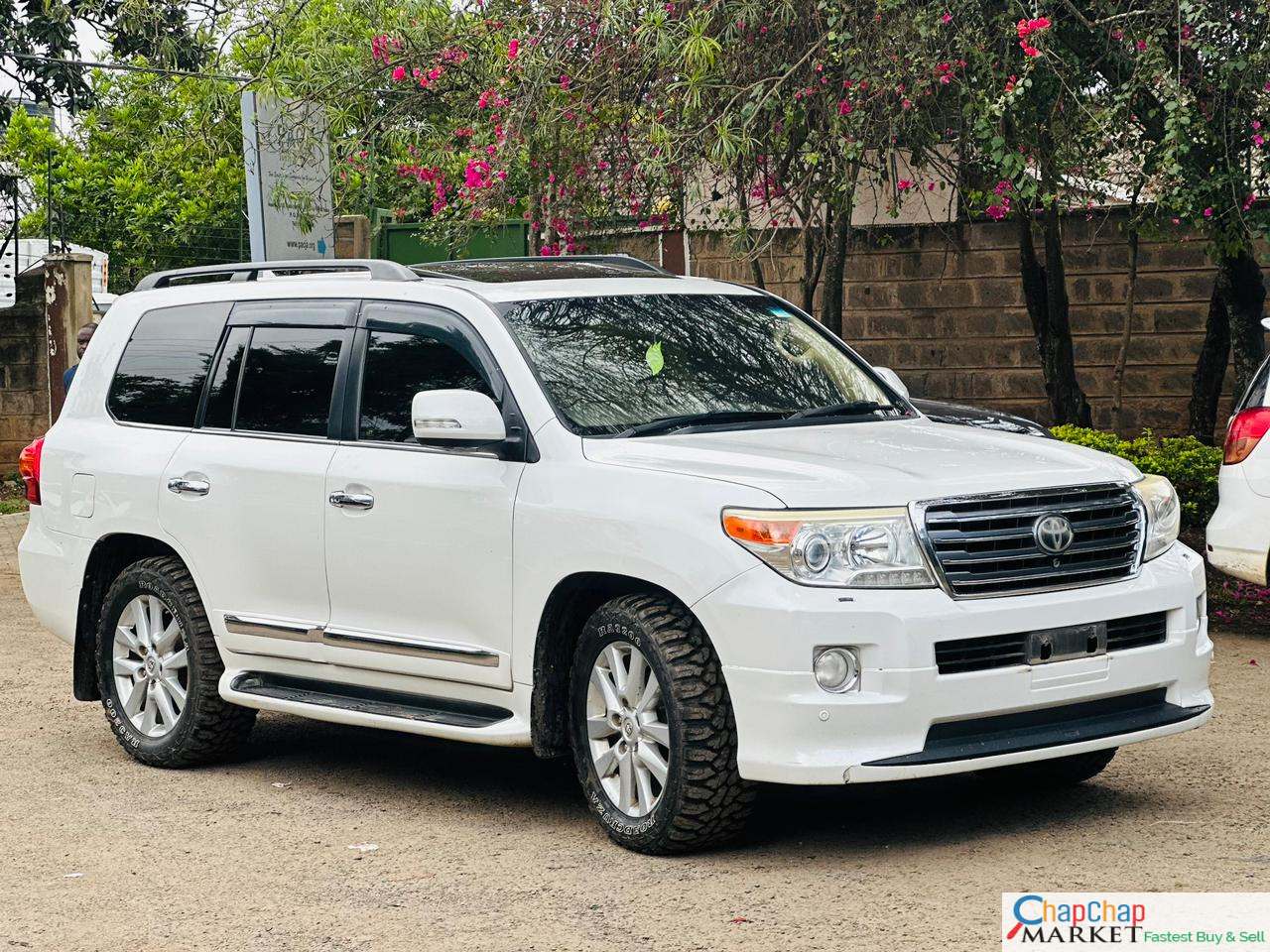 Cars Cars For Sale-Toyota V8 ZX Kenya QUICK SALE SUNROOF LEATHER 2010 4M ONLY You Pay 40% Deposit Trade in OK EXCLUSIVE Toyota v8 for sale in kenya hire purchase installments landcruiser land cruiser