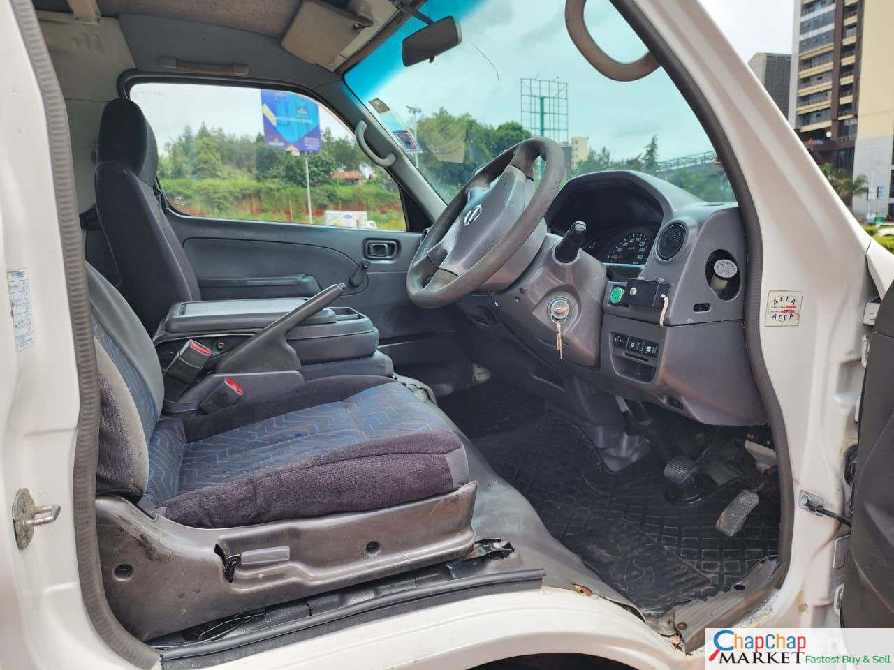 Nissan caravan for sale in Kenya QUICK SALE urvan van You Pay 40% Deposit Trade in Ok EXCLUSIVE hire purchase installments SOLD