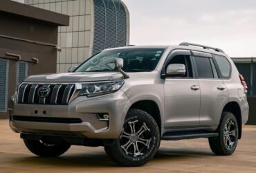 Toyota Land Cruiser PRADO QUICKEST SALE Sunroof 2018 DIESEL TRADE IN OK EXCLUSIVE!  Hire purchase installments