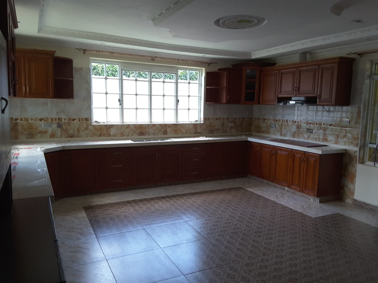 7 bedroom all ensuite in Runda Evergreen house for sale in runda QUICK SALE